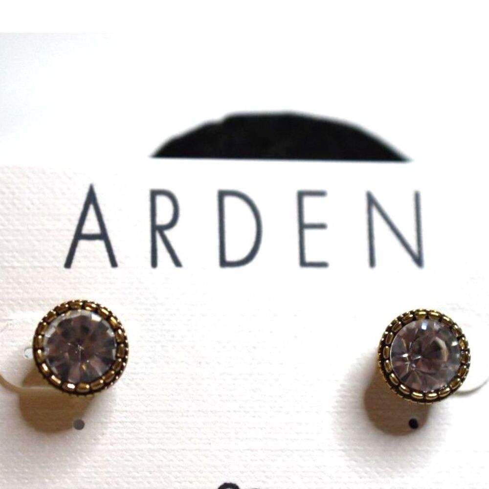 NWT Arden Petite Round Faceted Crystal Center Stone Gold Tone Stud Earrings